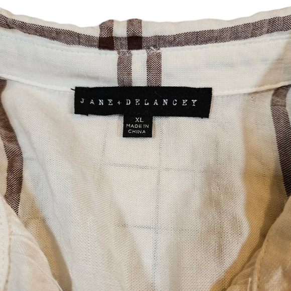 Jane & Delancey Seersucker Long Sleeve Button Down Blouse,Cream/Brown Striped,XL - Picture 7 of 12
